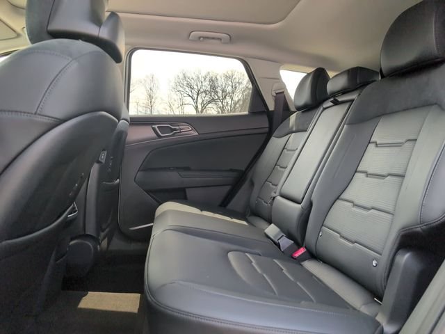 New 2026 Snow White Pearl Kia SX Prestige image 22