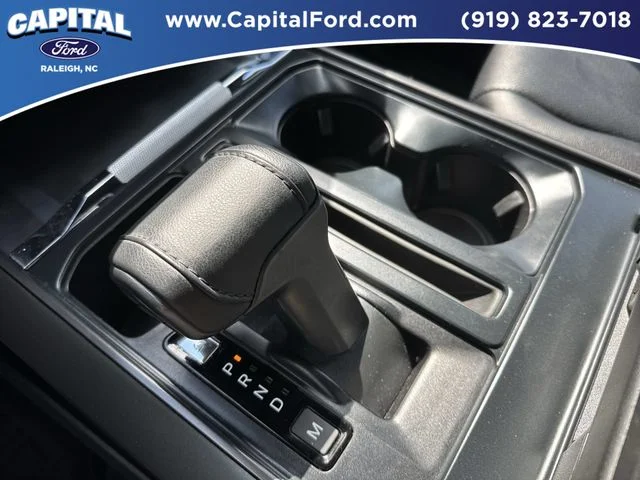 Used 2024 White Ford Lariat image 31