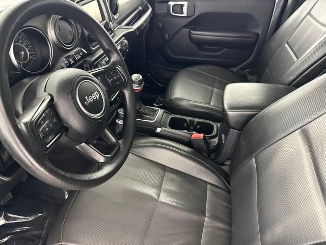 Used 2021 Gray Jeep Sport image 10