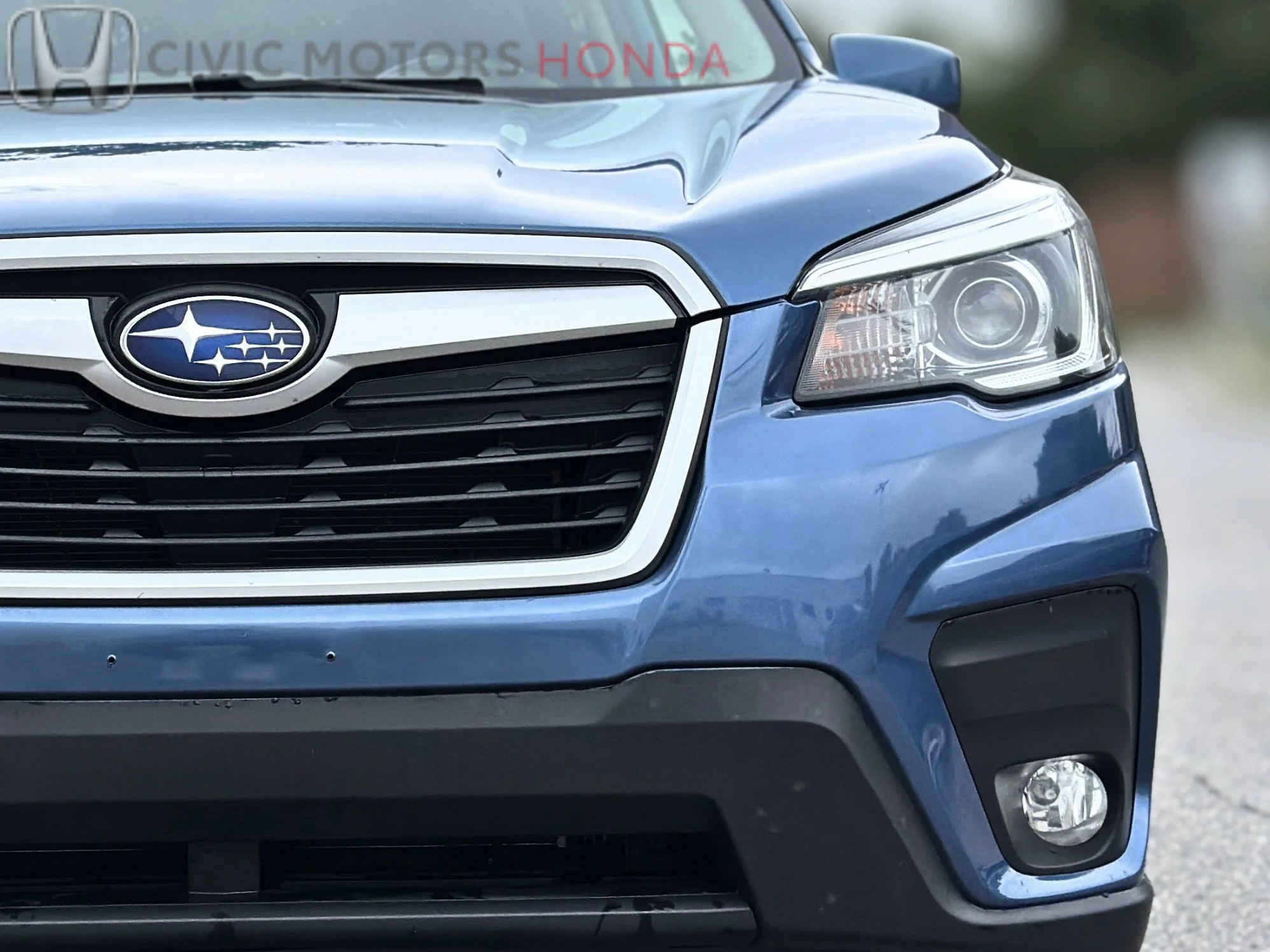 Used 2020 Blue Subaru Touring image 25