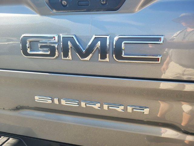 Used 2020 Gray GMC SLT image 10