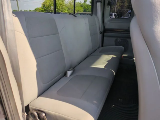 Used 2006  Ford XLT image 28