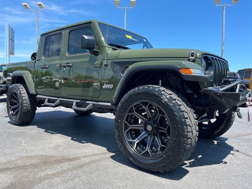 Used 2021 Green Clearcoat Jeep Overland image 55