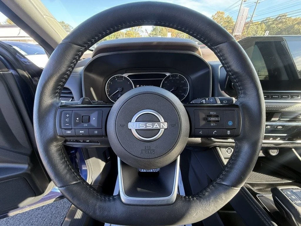 Used 2023 Caspian Blue Metallic Nissan AWD SL image 12
