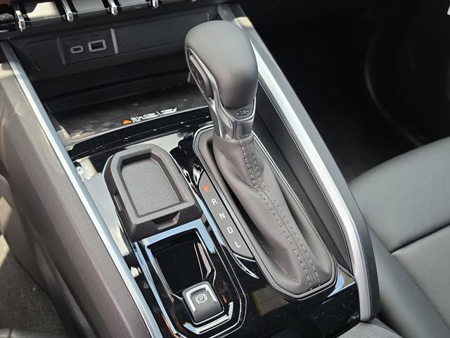 New 2026 Summit White Chevrolet LT image 24