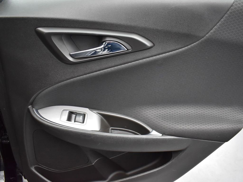 2017 CHEVROLET MALIBU - Image 26