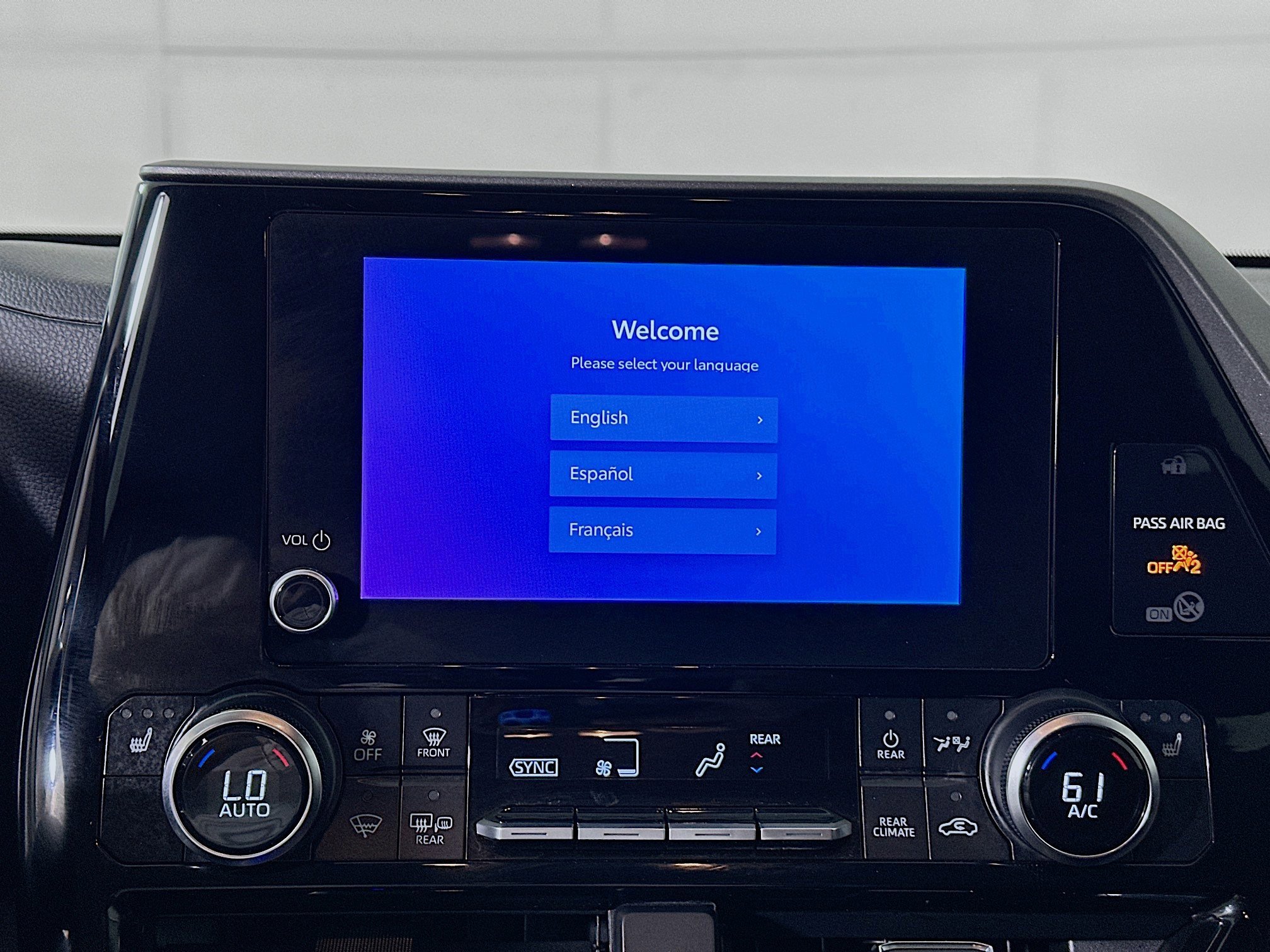 Certified Used 2025 Pearl Toyota XLE image 24