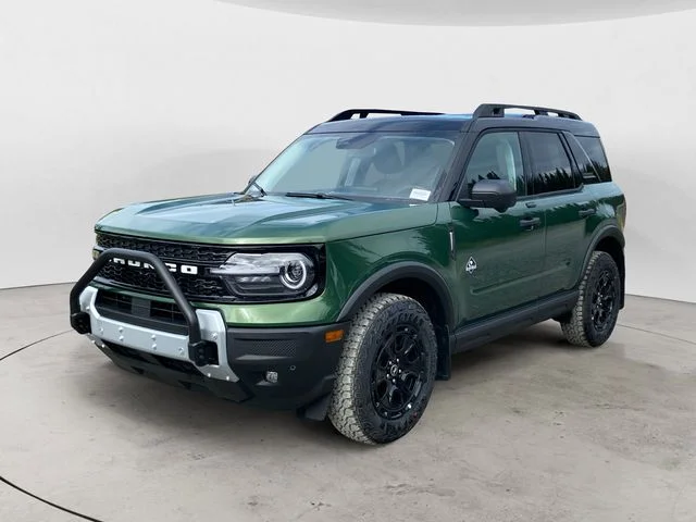 New 2025 Green Metallic Ford Outer Banks image 1