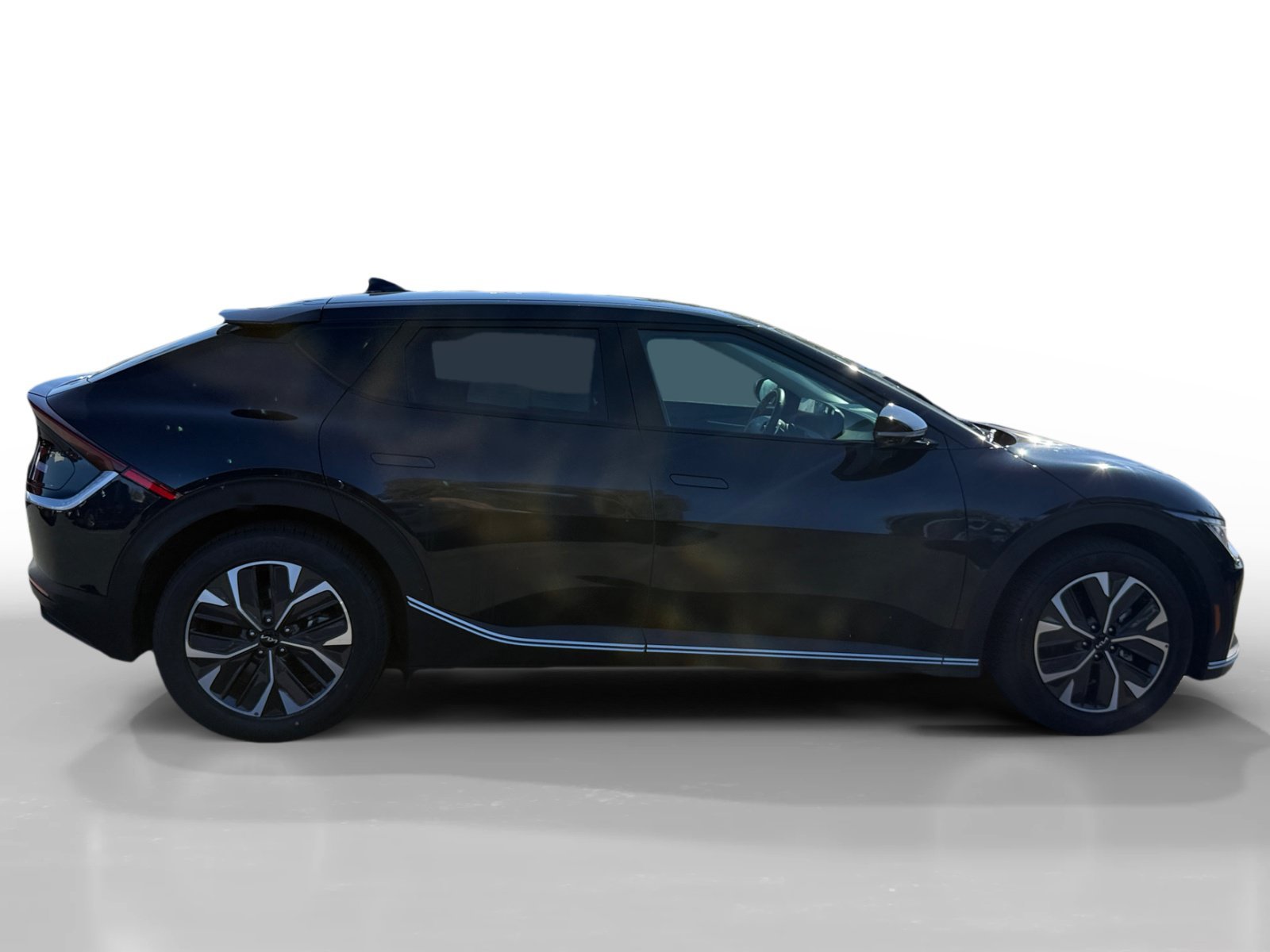 Used 2024 Blue Kia Light image 6