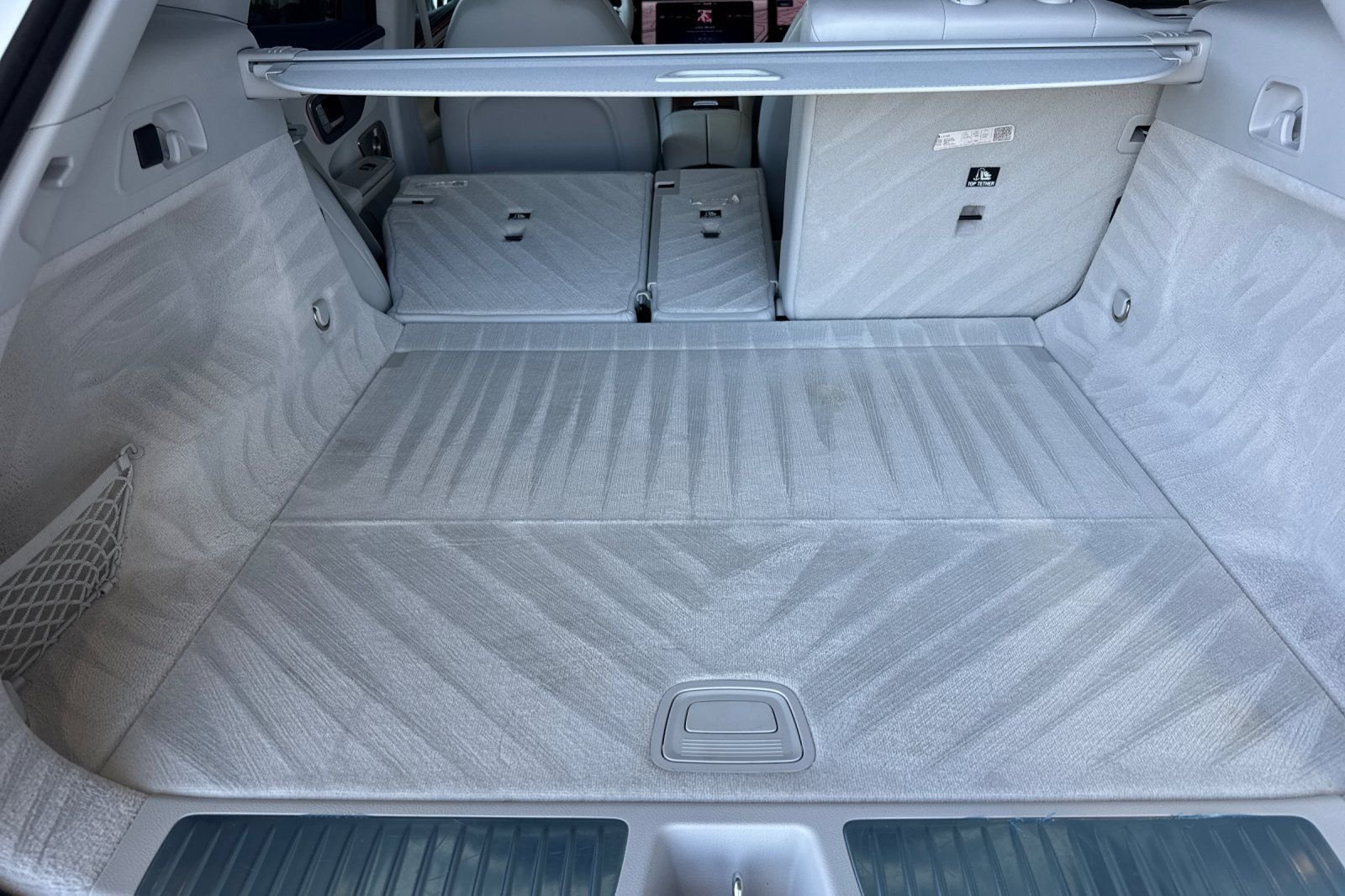 Certified Used 2024  Mercedes-Benz Base image 19