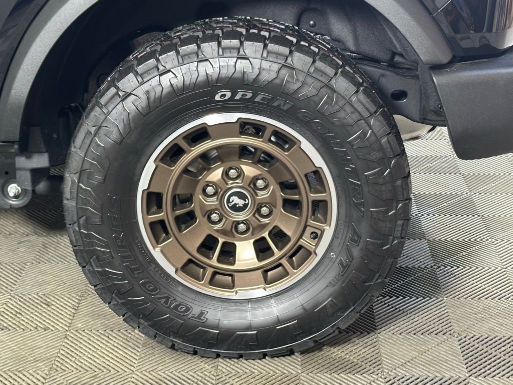 2025 Ford Bronco 4-Door Base - Photo 6