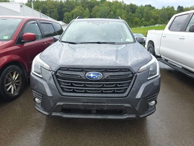 Used 2023 Gray Subaru Premium image 3