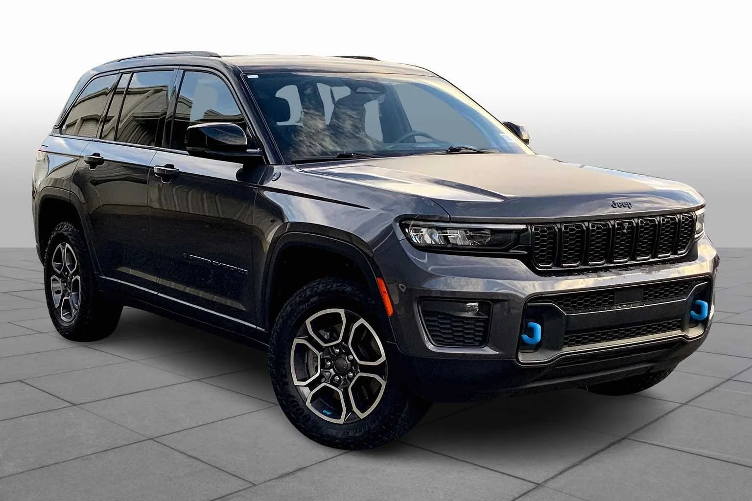 Used 2022 Baltic Gray Metallic Clearcoat Jeep Trailhawk image 3