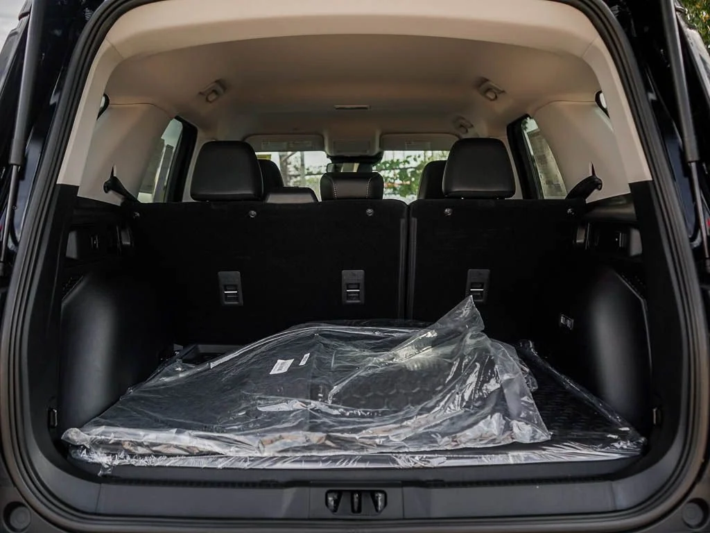 New 2026 Shadow Black Ford Badlands® image 7