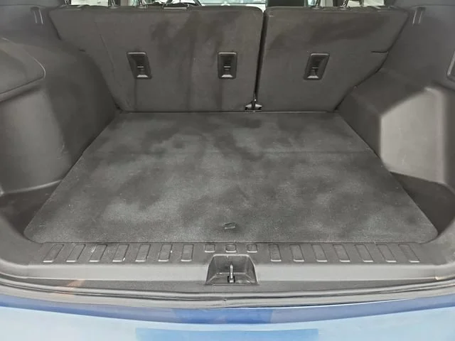 Used 2024 Lakeshore Blue Metallic Chevrolet LT image 22