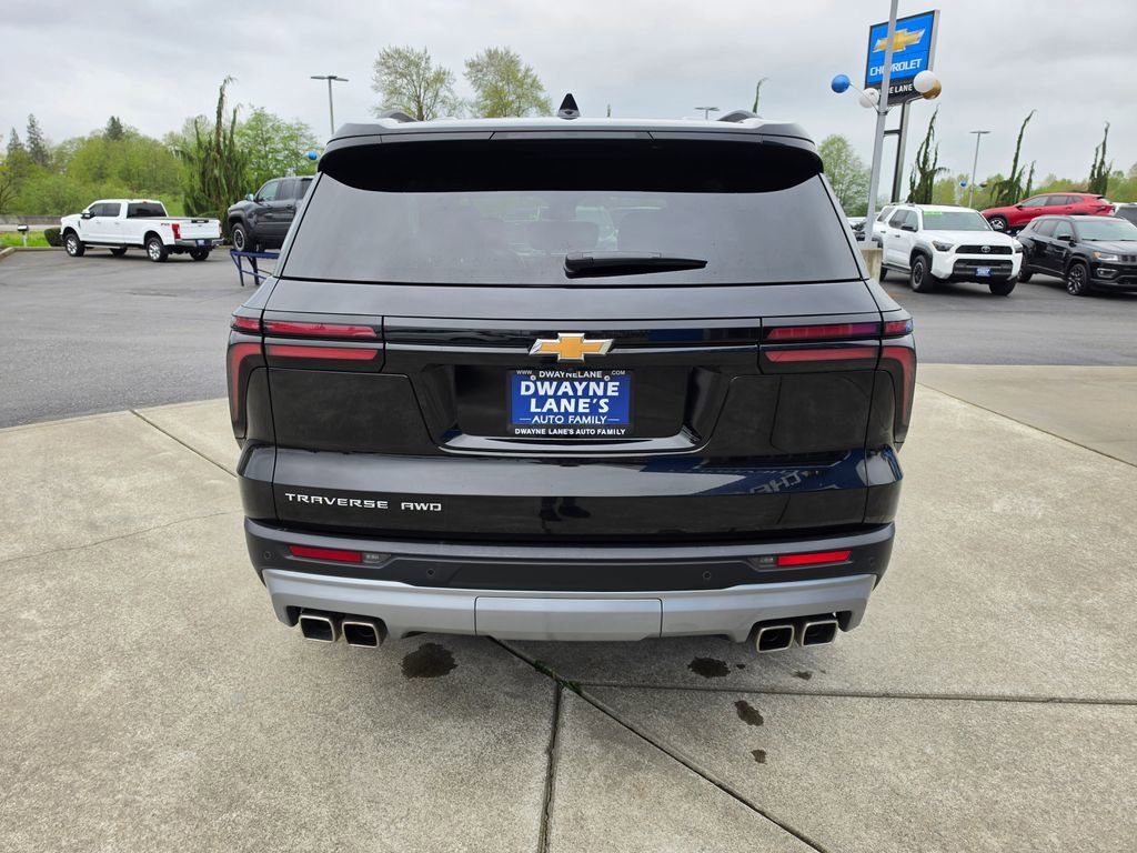 Used 2025 Mosaic Black Metallic Chevrolet LT image 5