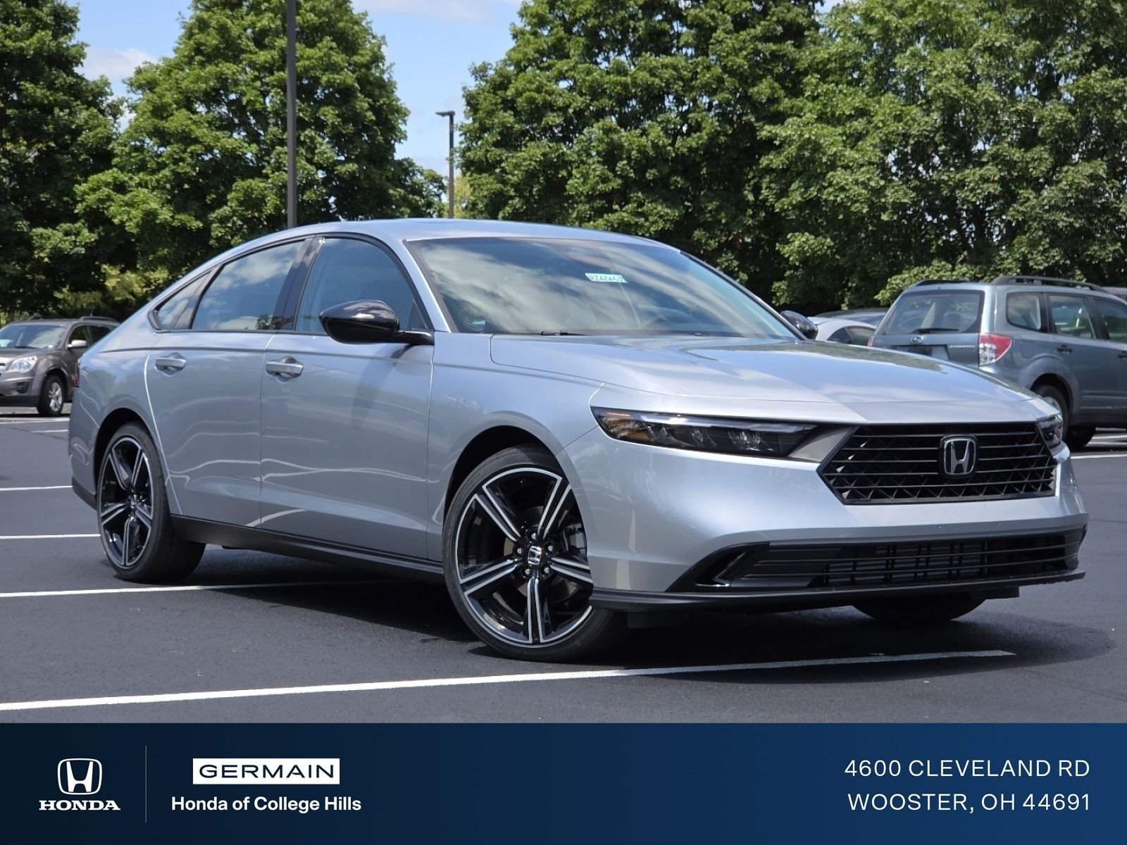 New 2026 Solar Silver Metallic Honda SE image 2