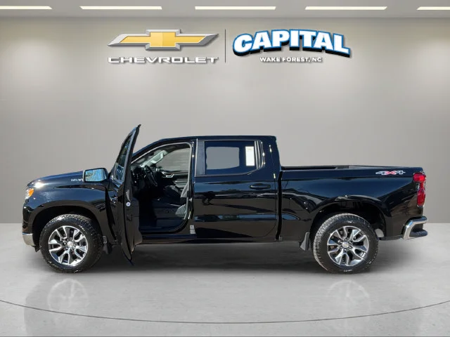 Used 2024 Black Chevrolet LT (2FL) image 9