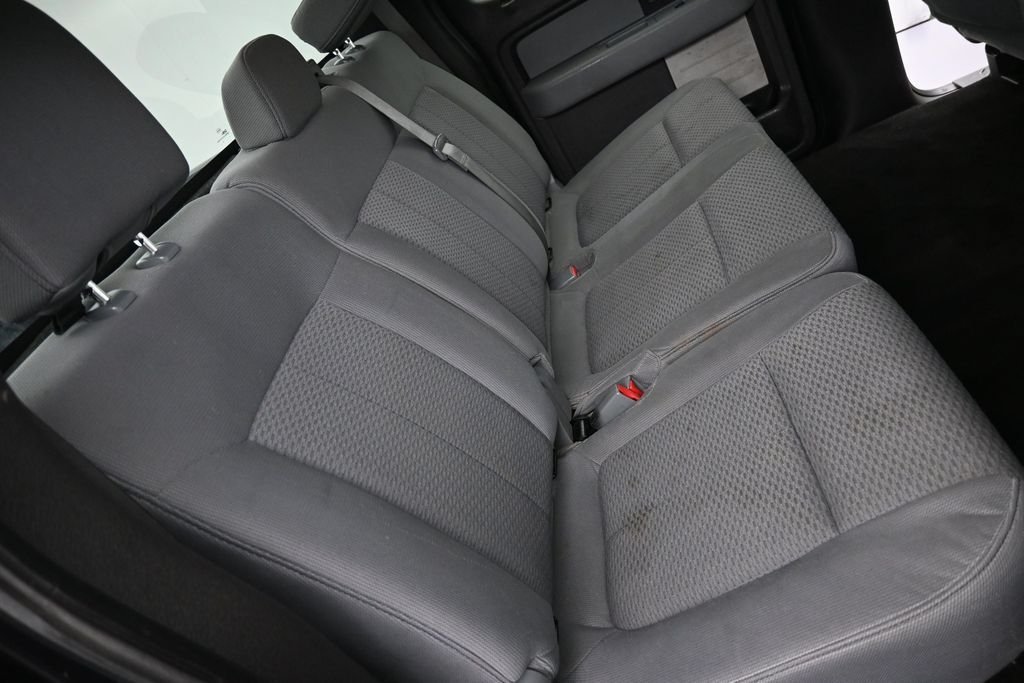 Used 2013  Ford XLT image 23