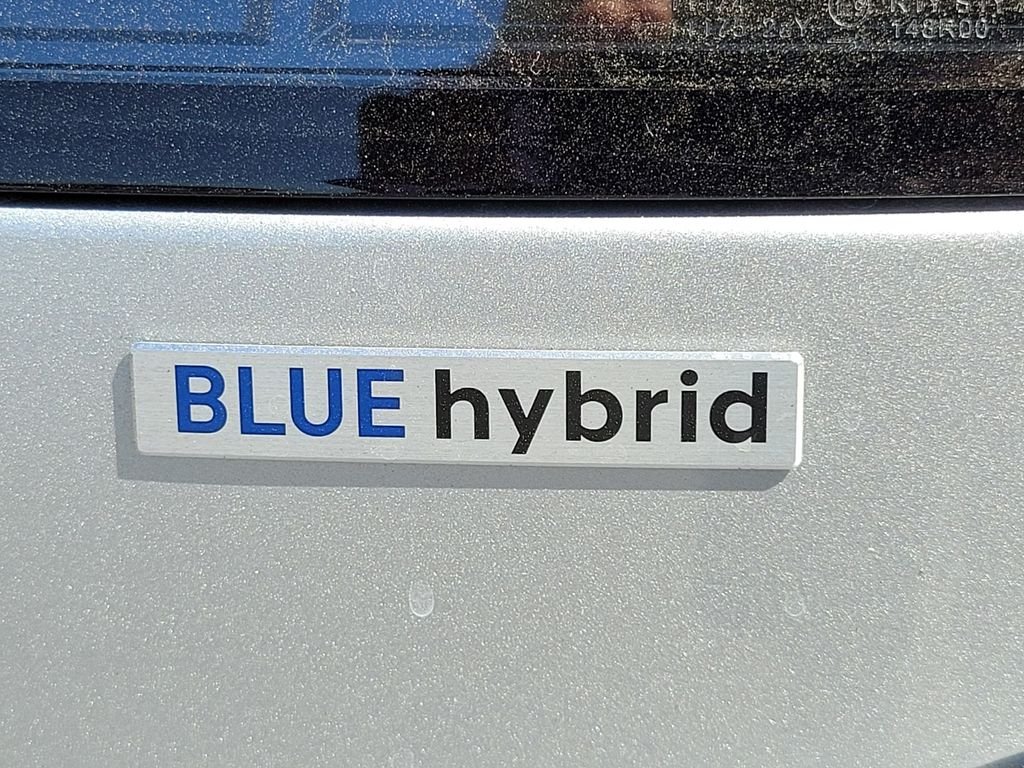 New 2026 Silver Hyundai Blue image 5
