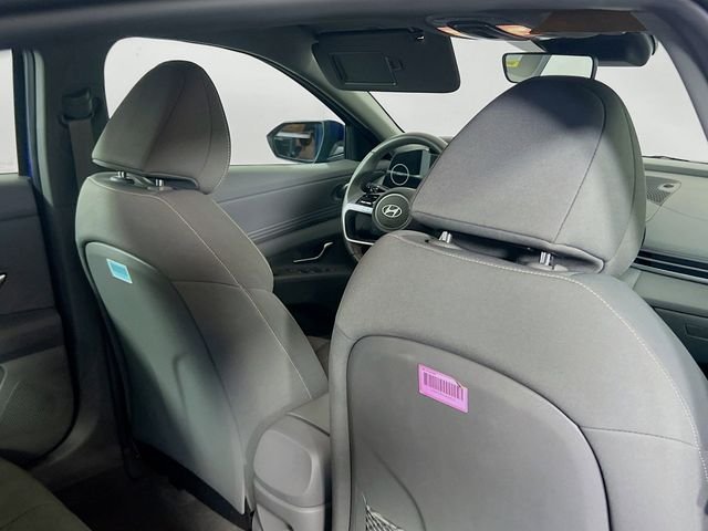 2025 Hyundai Elantra SEL - Photo 18