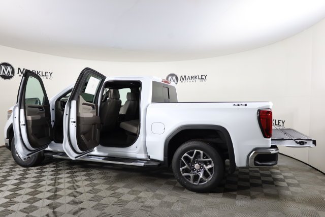 2026 GMC Sierra 1500 SLT - Photo 19