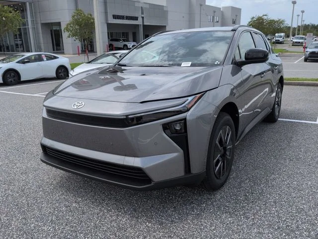 New 2026 Heavy Metal Toyota XLE image 8