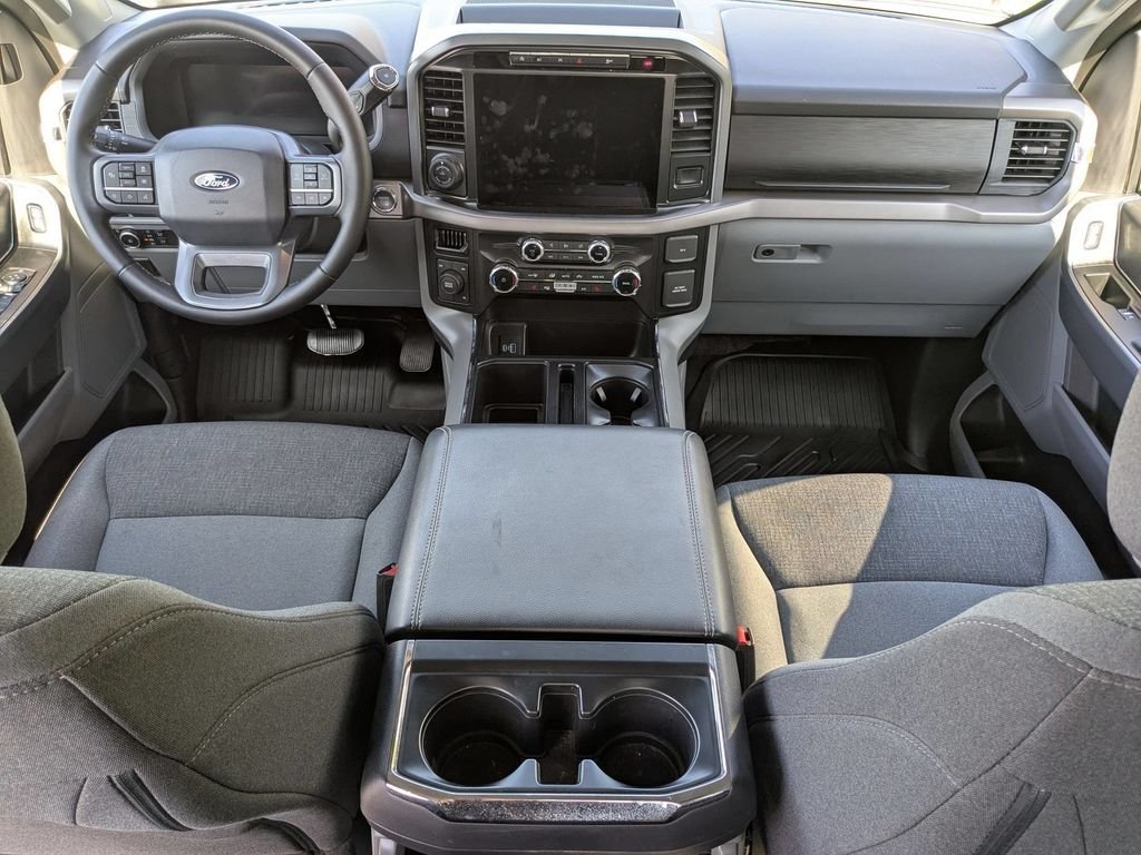 Used 2024 Black Ford XLT image 19