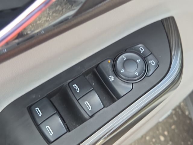 Used 2017 White Frost GMC SLT-2 image 24