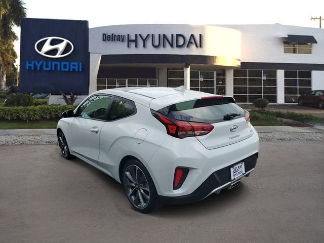 Used 2020 White Hyundai 2.0 Premium image 4
