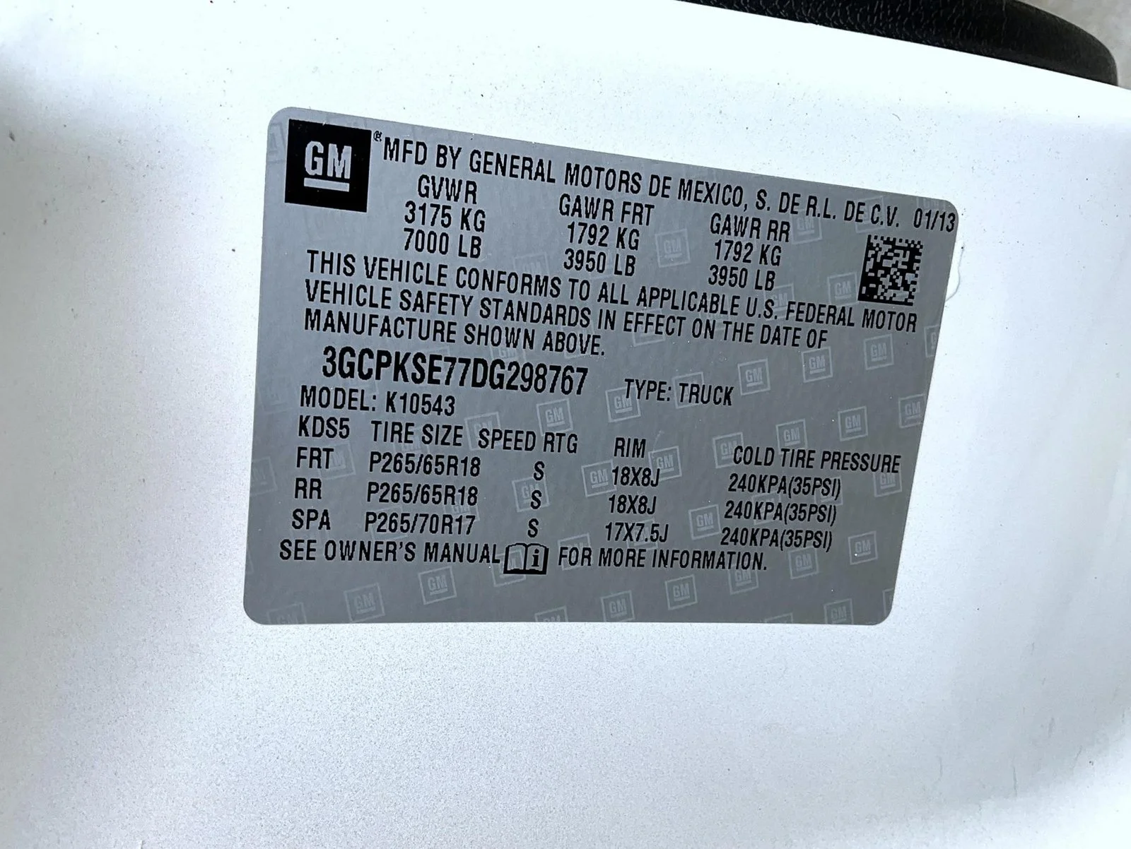 Used 2013 White Chevrolet LT image 28