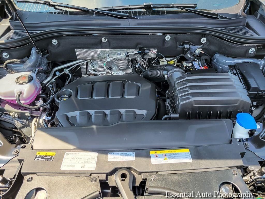 New 2026 Pure Gray Volkswagen 2.0T SE w/Technology image 19
