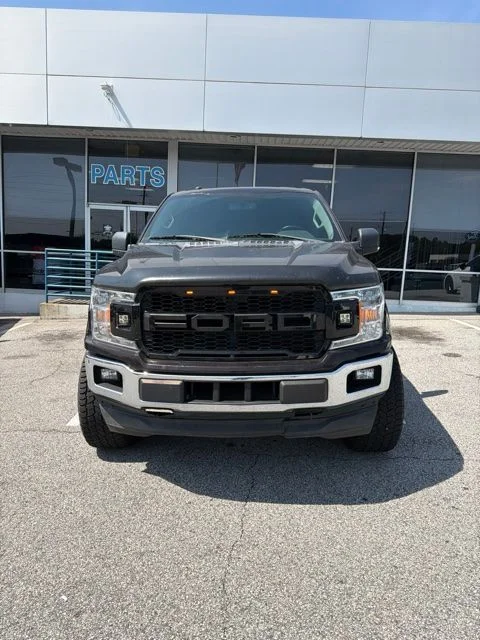 Used 2018 Red Ford XLT image 3