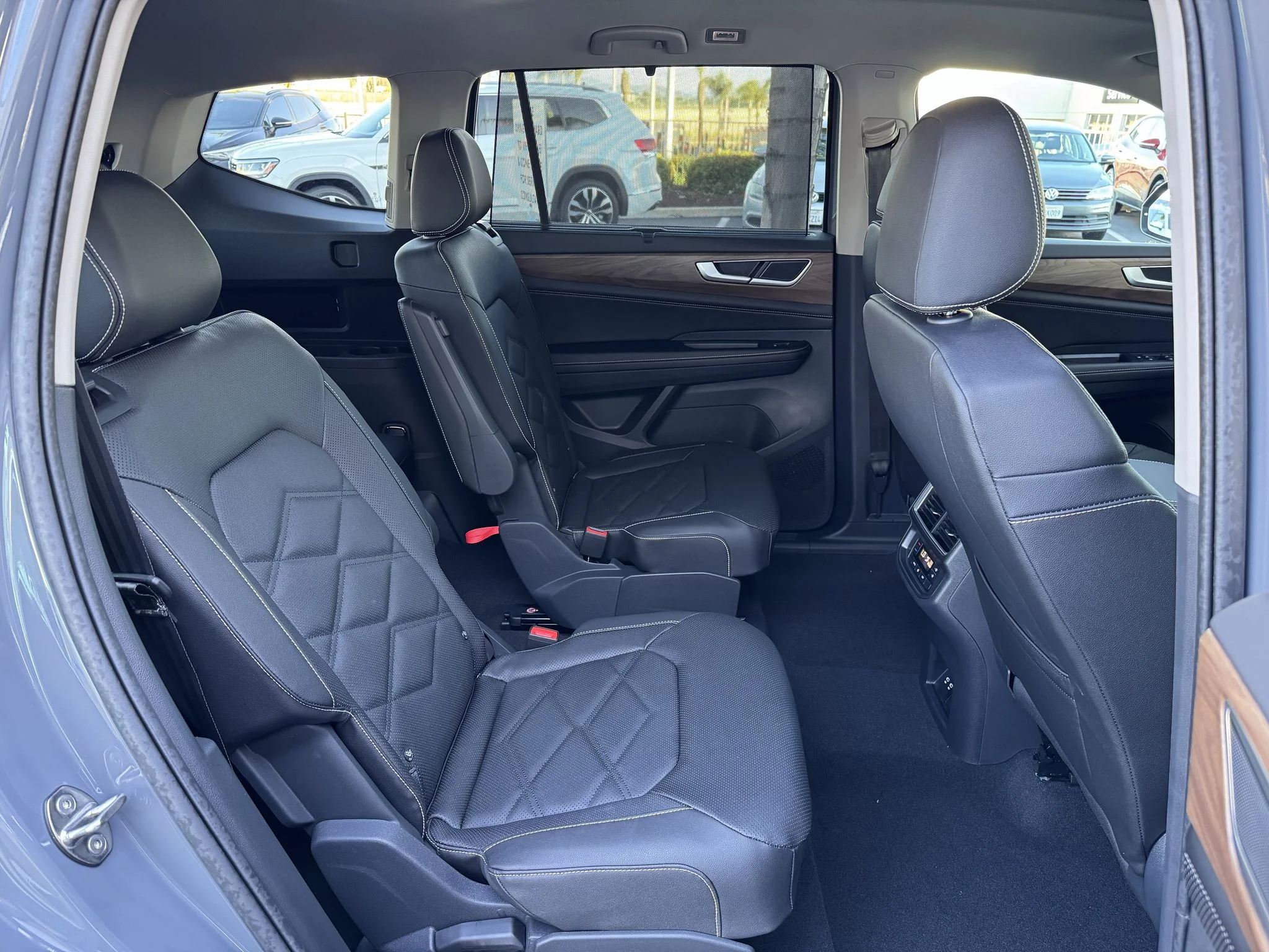 New 2026 Pure Gray Volkswagen 2.0T SE w/Technology image 23