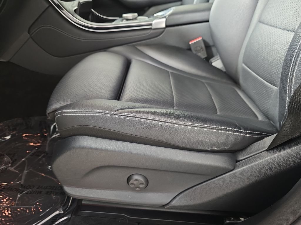 Used 2018 Black Mercedes-Benz GLC 300 image 32