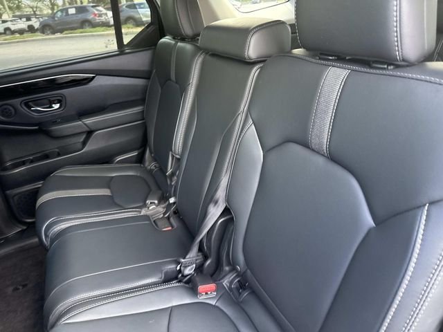 Used 2024 Black Honda Touring image 14