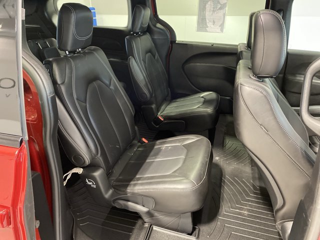2024 Chrysler Pacifica Touring L - Photo 25