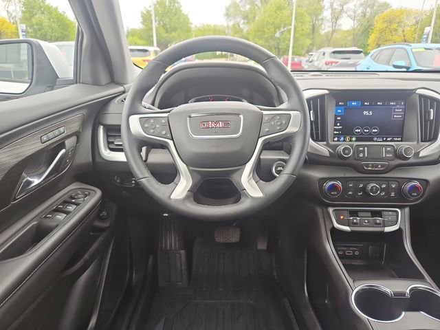 2024 GMC Terrain SLT - Photo 13