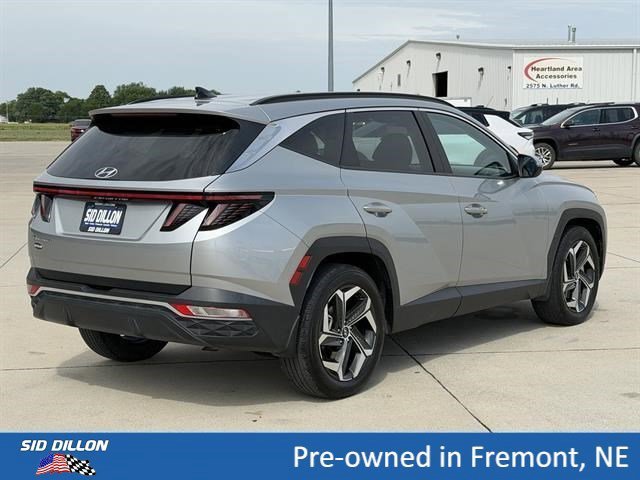 Used 2023 Shimmering Silver Hyundai SEL image 4