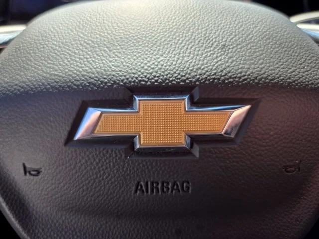 Used 2025 Gray Chevrolet Premier image 32