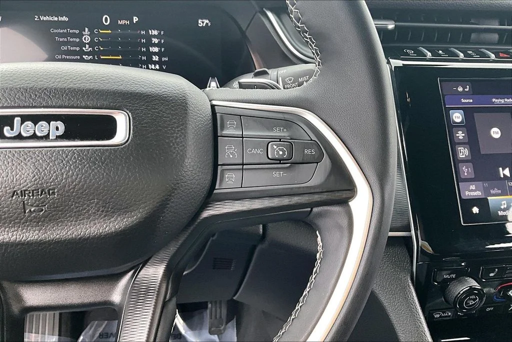 Used 2024 Black Jeep Altitude image 19