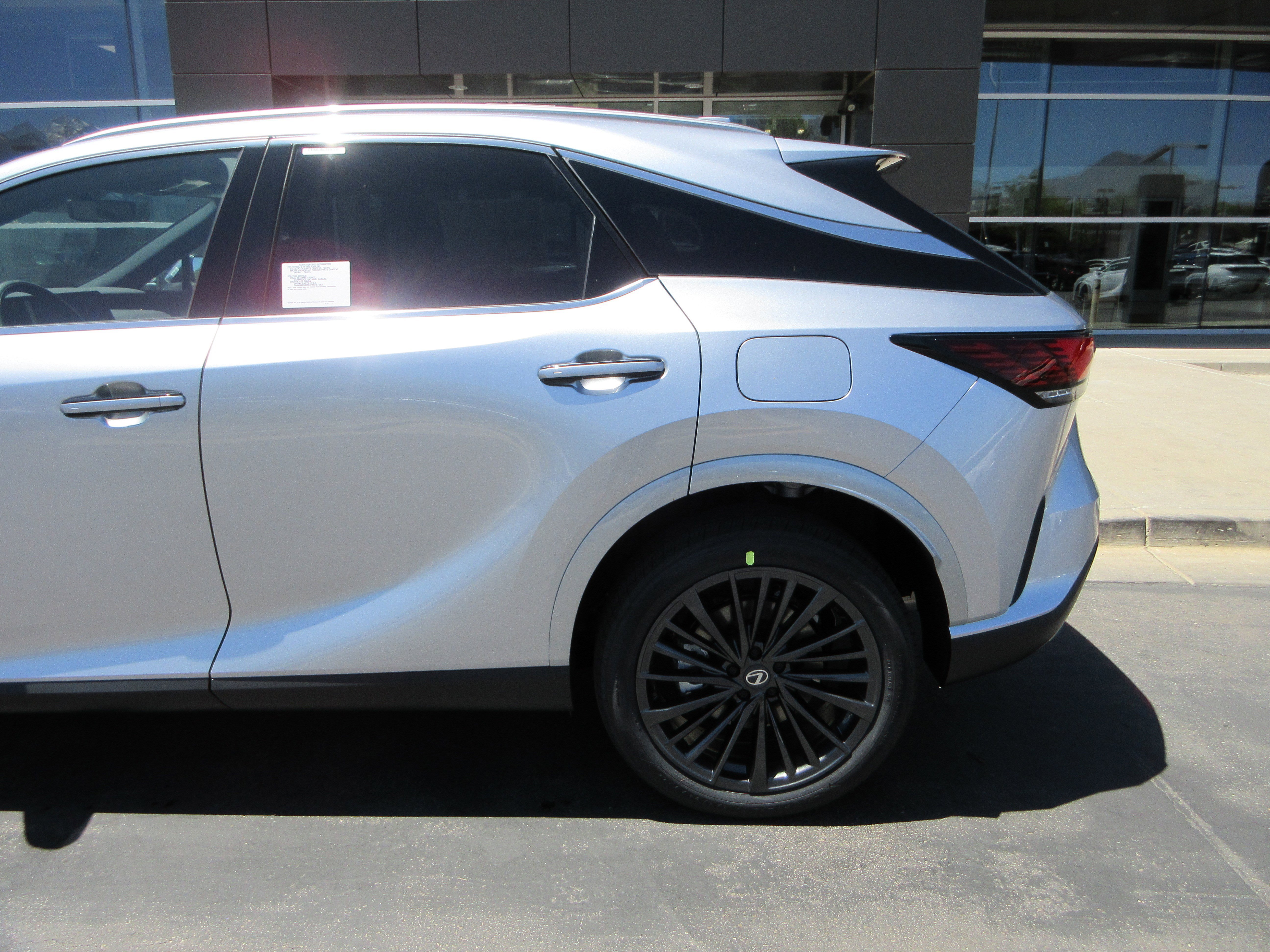 New 2026 Iridium Lexus PREMIUM image 4