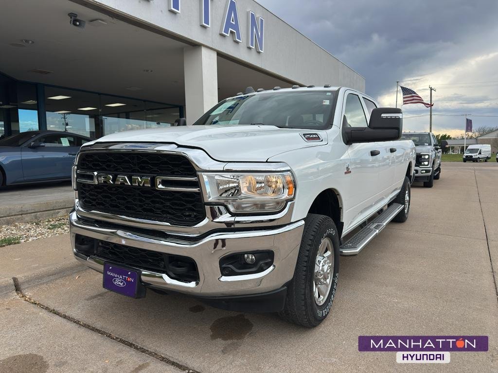 2024 RAM 2500 Tradesman 4X4 Crew Cab LWB's photo
