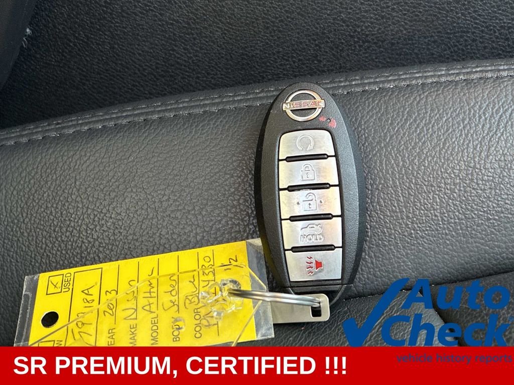 Used 2023 Blue Nissan 2.5 SR image 9