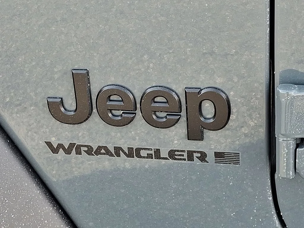 New 2026 Anvil Clearcoat Jeep Sport S image 21