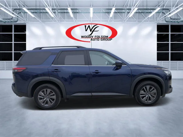 Used 2024 Blue Nissan SV image 2
