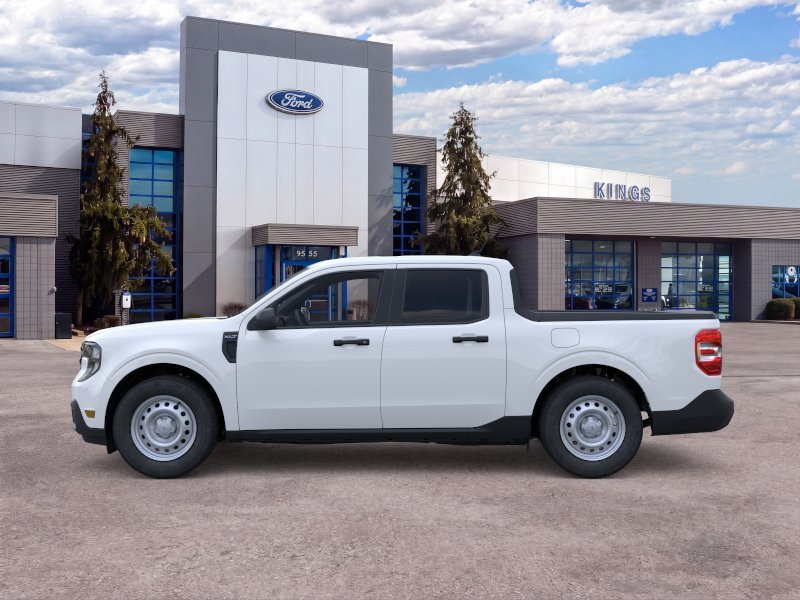New 2026 Oxford White Ford XLT image 3