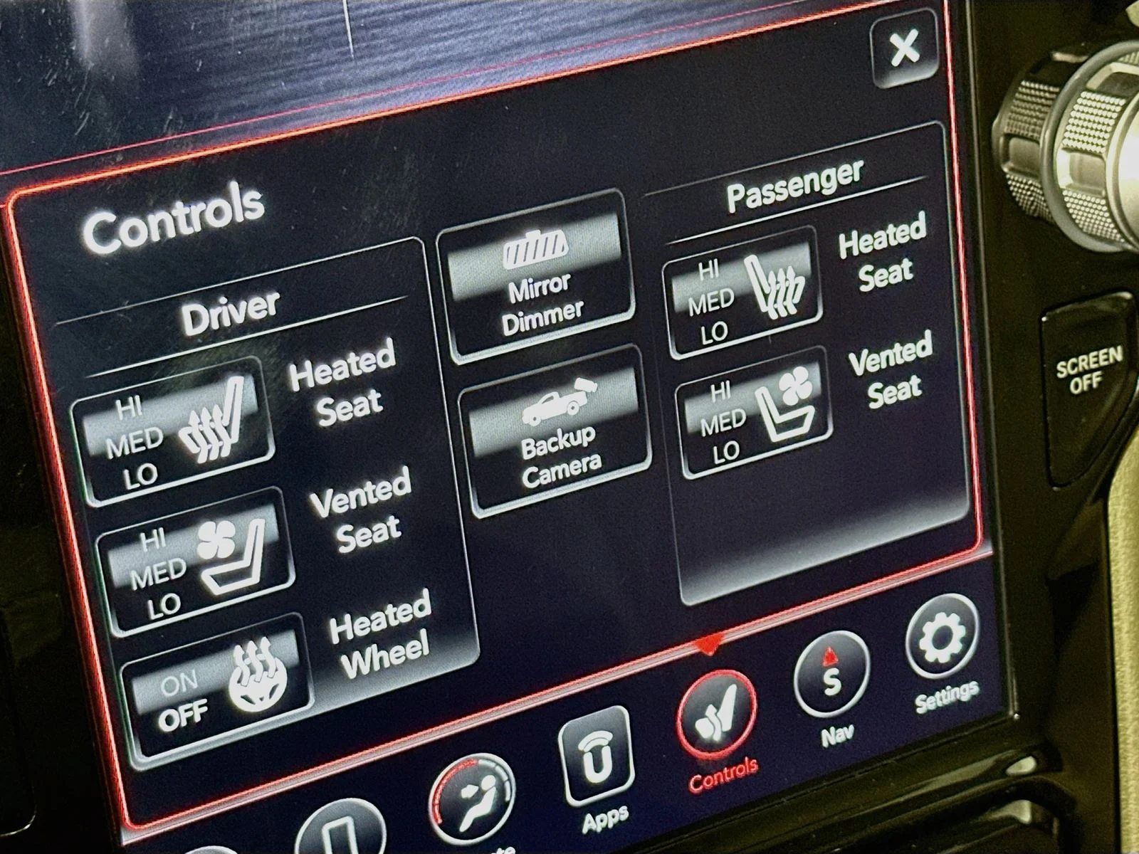 Used 2021 Diamond Black Crystal Pearlcoat Ram Laramie image 22