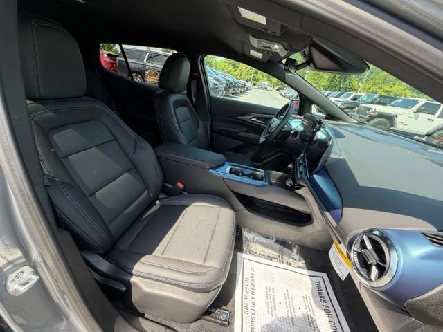 New 2026 Sterling Gray Metallic Chevrolet LT image 36