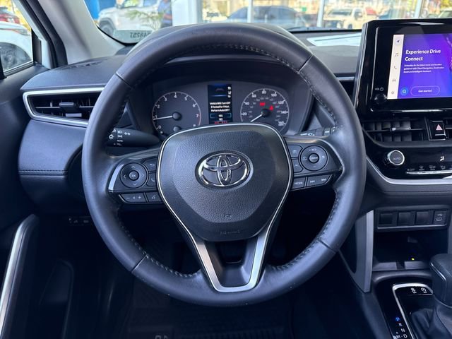 2024 Toyota Corolla Cross LE - Photo 14